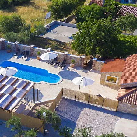 Rider בית נופש Vrpolje